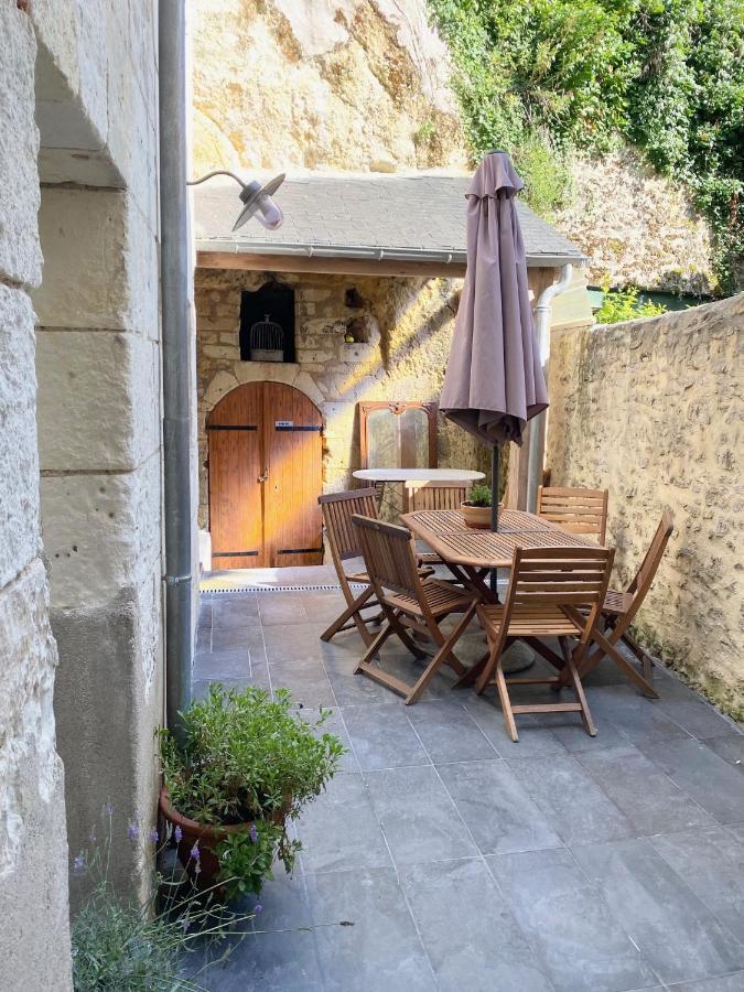 La Maison Des Remparts - Gite 3 Etoiles Pour 8 Pers A Loches Zewnętrze zdjęcie